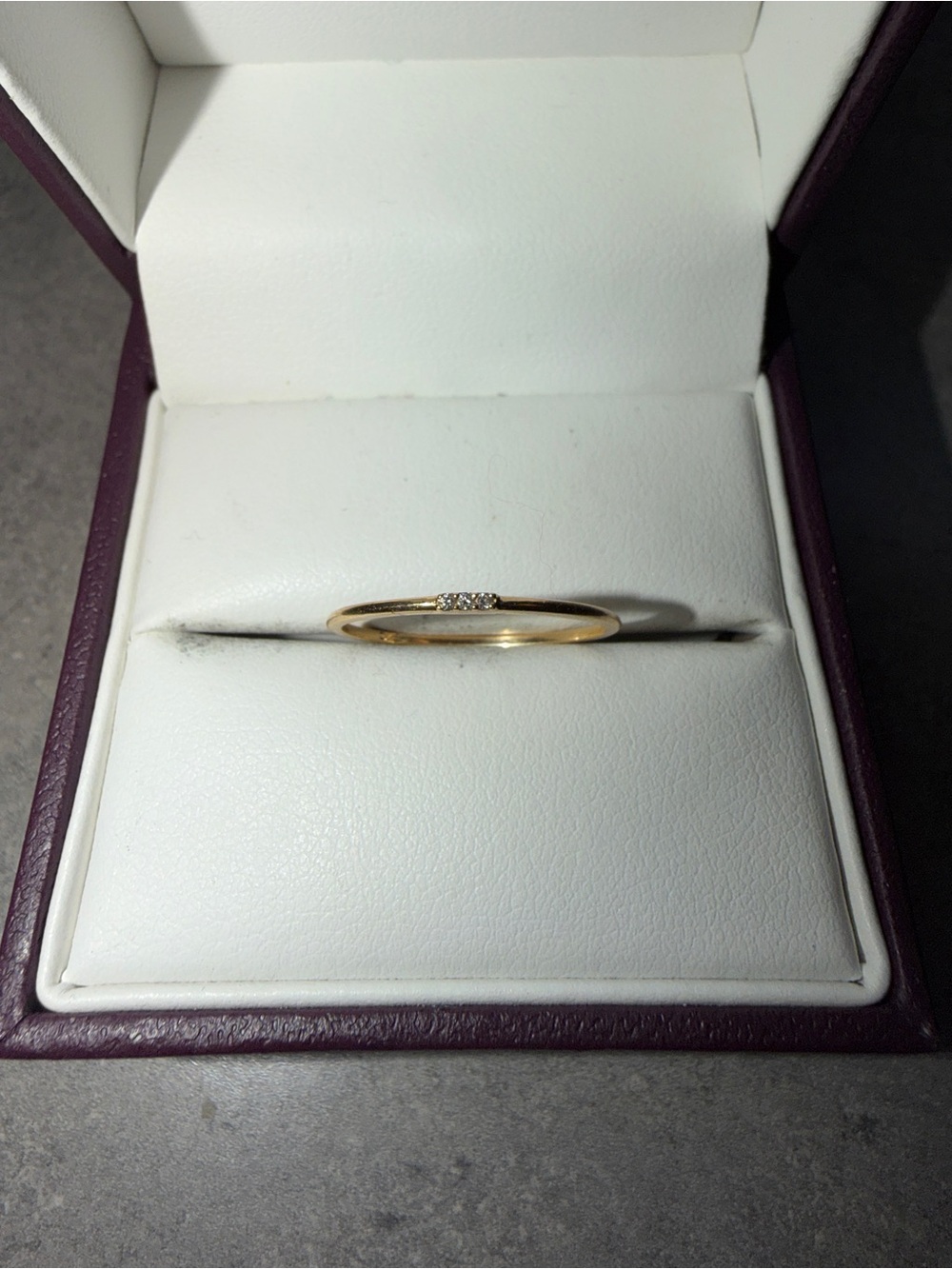 18k Gold Wedding Band With Natural Diamonds